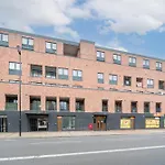 3 Bed Home By Canning Town Station