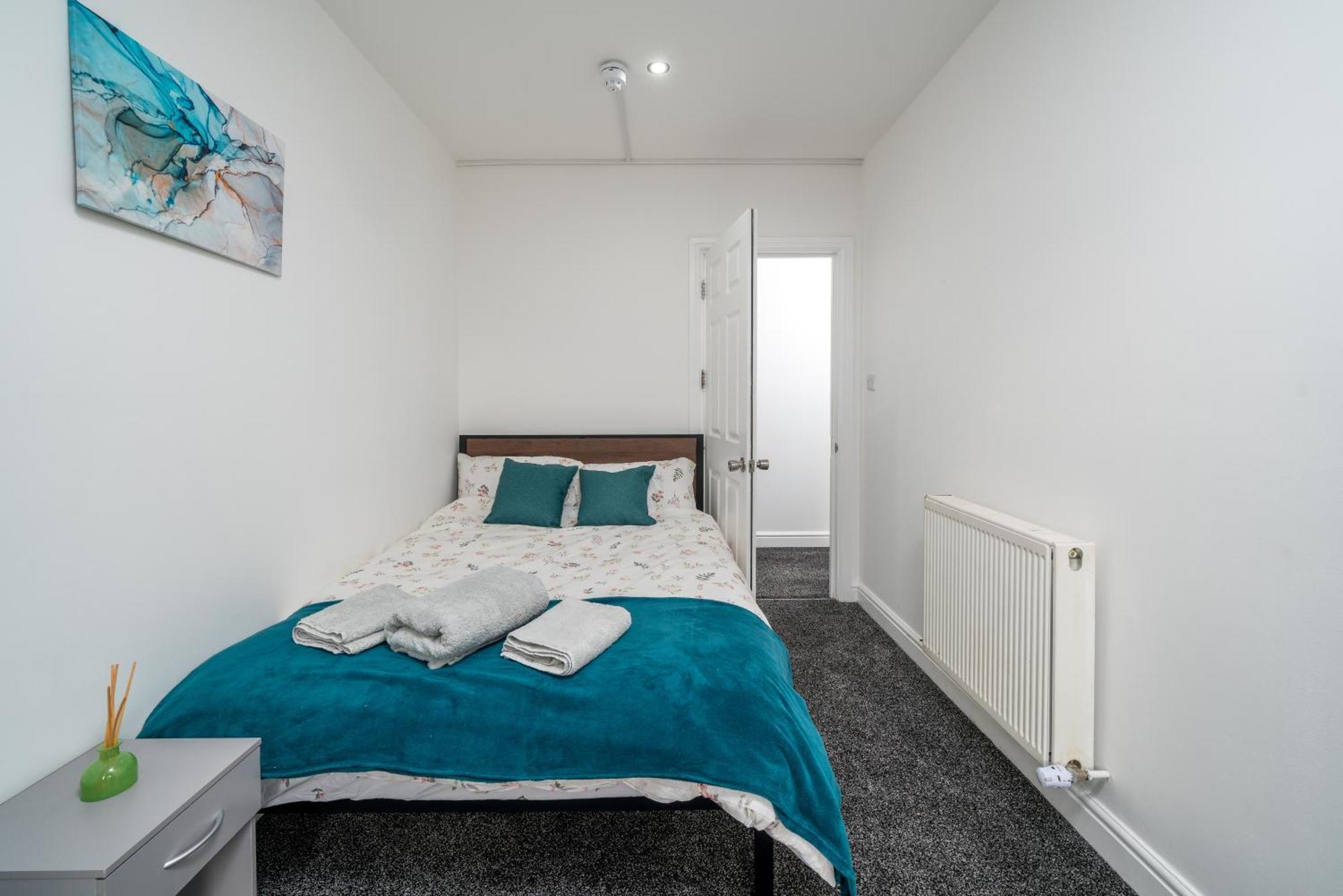 Apartment 3 Bed By Canning Town Station